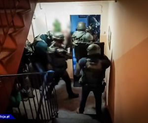 Byli bezwzględni i brutalnie „uciszali” świadków. Brawurowe zatrzymanie bandytów 