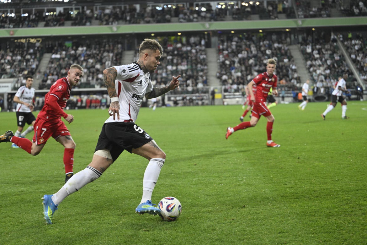 31. kolejka PKO BP Ekstraklasy 2025/2026. Mecz Legia Warszawa - Łódź Widzew
