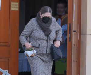 Krystyna Pawłowicz z wielkanocną święconką