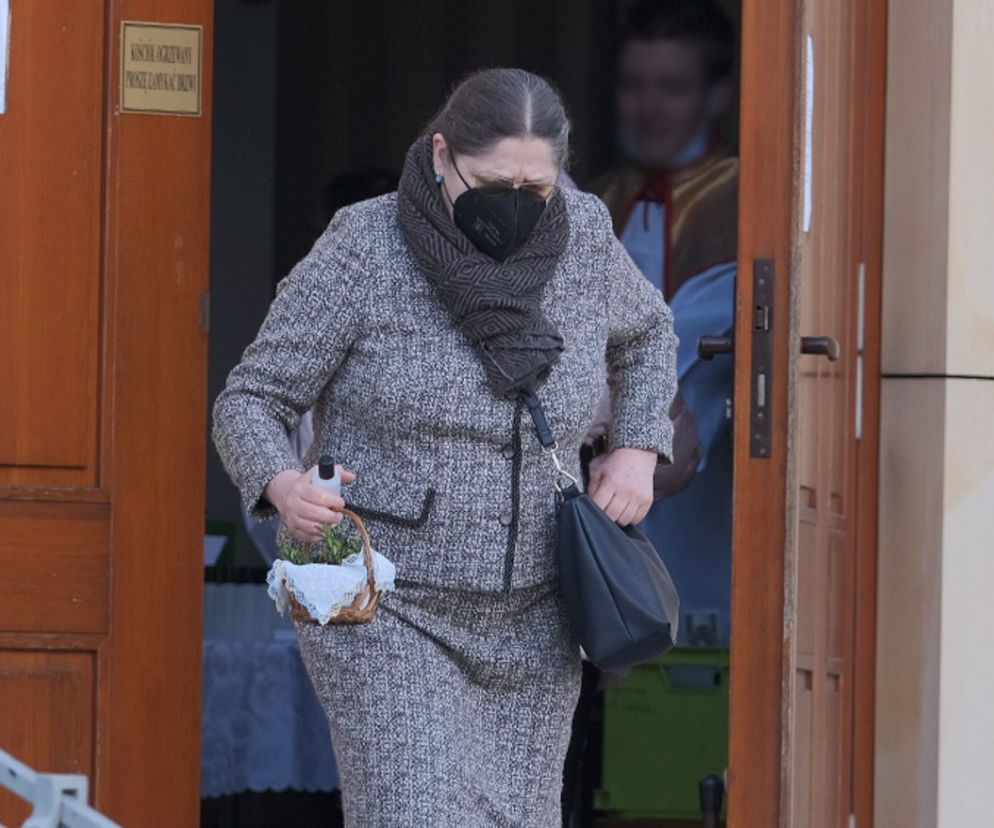 Krystyna Pawłowicz z wielkanocną święconką