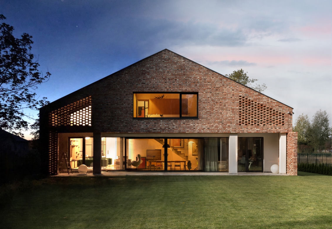 Dom ze starej stodoły projektu Wrzeszcz Architekci