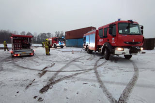 Kolejny pożar w zakładzie recyklingu w Przysiece Polskiej niedaleko Kościana