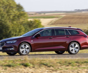 Opel Insignia Sports Tourer 1.6 Turbo 200 KM A6