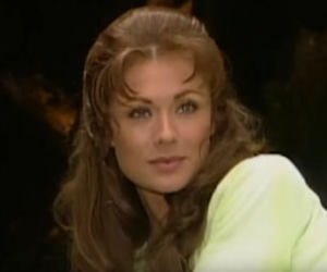 Leticia Calderon - Esmeralda