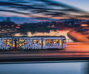 Kraków niczym Las Vegas. Takich zdjęć nocnego miasta jeszcze nie widziałeś!