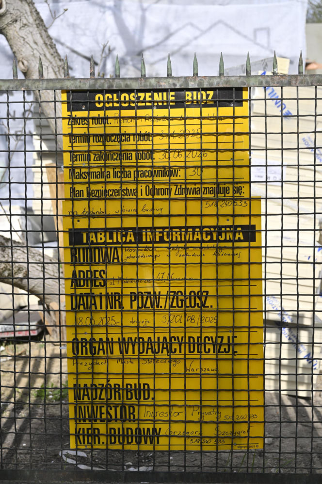 Niekończący się remont sąsiadów Kaczyńskiego