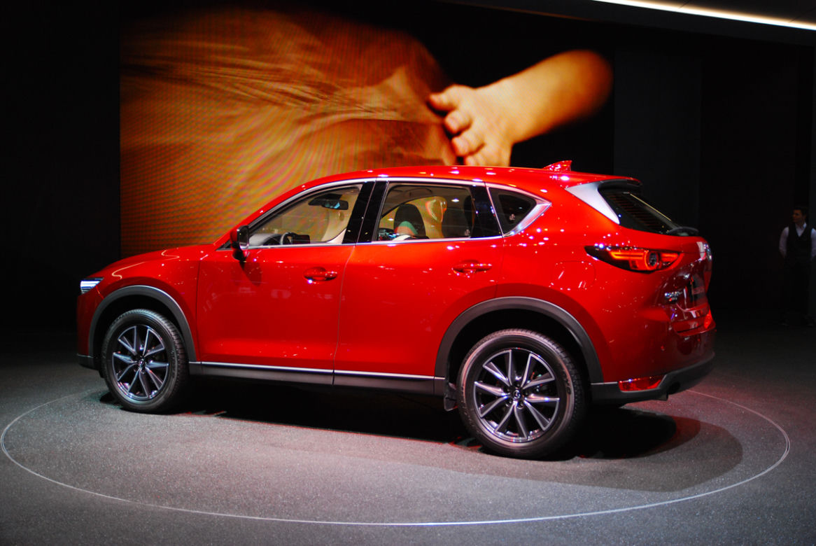 Genewa 2017 - Mazda CX-5