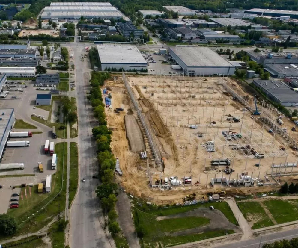 Plac budowy City Logistics Łódź V z lotu ptaka. O powrocie magazynów do miast przeczytasz na Muratorplus.