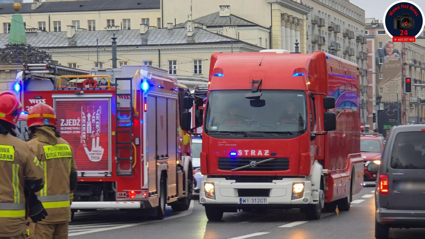 Zderzenie tramwajów i autobusu w Warszawie 18.11.2025
