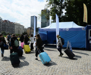 Pod Pałacem szczepią non stop. Można się zgłosić codziennie i bez kolejki