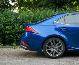Lexus IS300h F SPORT
