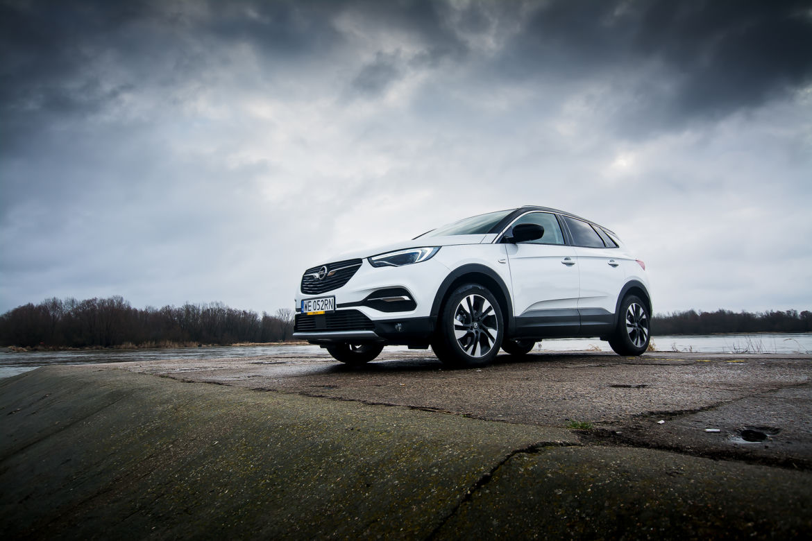 Opel Grandland X 1.2 Turbo 130 KM M6 Elite