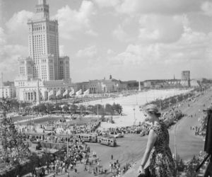 Pałac Kultury i Nauki w Warszawie na archiwalnych  fotografiach (1955 r.)