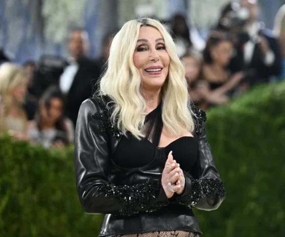 Met Gala należała do niej! Cher udowodniła, że czas się jej nie ima