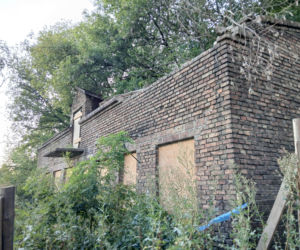 Pustostan przy Ryżowej 80 w Warszawie