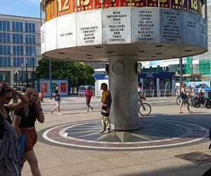 Weltzeituhr na Alexanderplatz