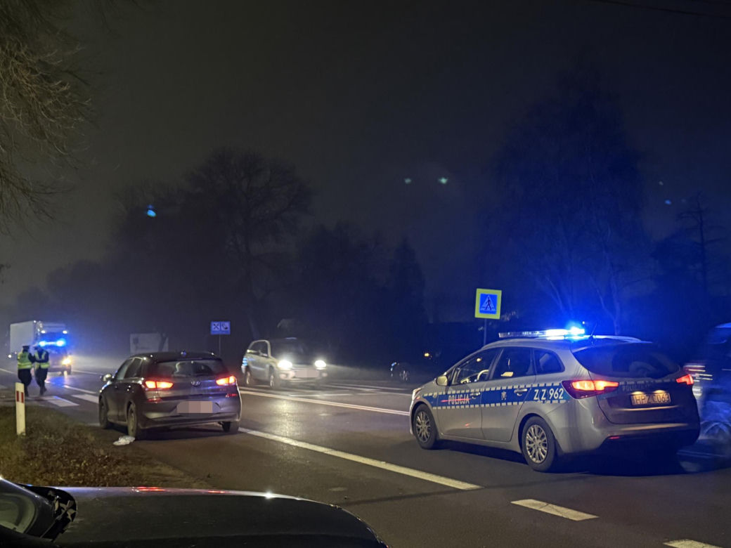 Potrącił kobietę na pasach w Ołtarzewie i uciekł. Miesiąc później oddał się w ręce policji