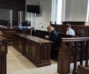 Ruszył proces Karola B. Sprawa 11-letniej Patrycji toczy się za zamkniętymi drzwiami
