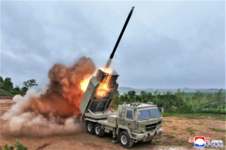 Kopia wyrzutni HIMARS z Korei Północnej. Zasięg, precyzja i AI czy propaganda?