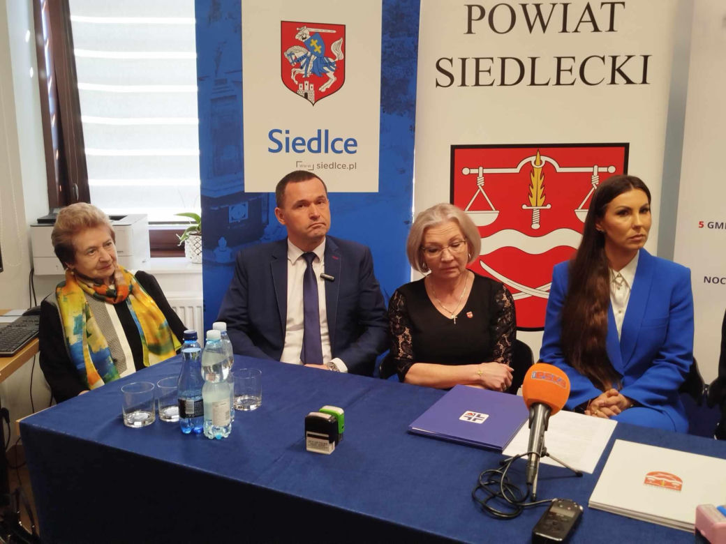 Umowa na przekazanie dotacji na zakup nowego sprzętu dla Szpitala Miejskiego w Siedlcach została podpisana 28 kwietnia