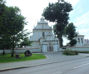 KSIĄDZ ŻĄDAŁ OD 14-LATKI JEJ NAGICH ZDJĘĆ I WYSYŁAŁ JEJ WŁASNE. POMAGAŁ MU...MATKA DZIEWCZYNKI. PEDOFIL I WYRODNA MATKA ZOSTALI JUŻ SKAZANI PRZEZ SĄD