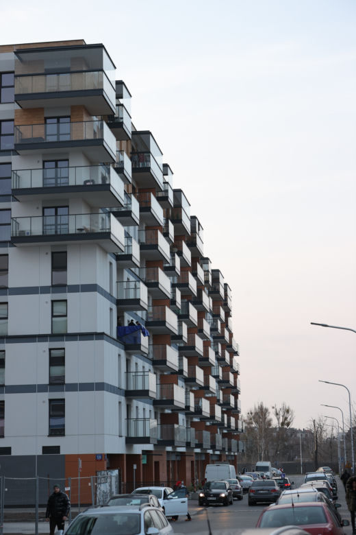 Młoda Ukrainka zamordowana na balkonie. Krzyczała "Pomocy!". Zginęła od ciosów.