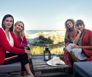 Przyjaciółki 12 sezon odc. 135. Patrycja (Joanna Liszowska), Anka (Magdalena Stużyńska), Inga (Małgorzata Socha), Zuza (Anita Sokołowska)