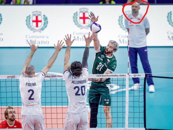 ME siatkarzy. Prawie nikt nie mówi o tym, co zrobił Nikola Grbić w końcówce meczu Polska - Słowenia! Co za odwaga!