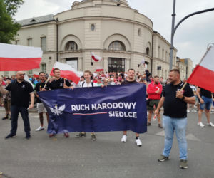 „Cześć i chwała bohaterom!”. Siedlczanie spotkali się w centrum miasta, by uczcić 82. rocznicę wybuchu Powstania Warszawskiego