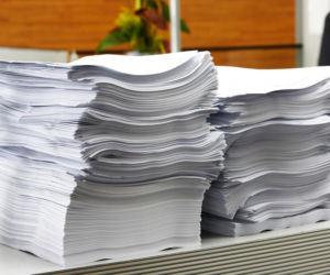 Tyle można zarobić w stołecznym ratuszu. Niektórzy mają wypłatę wyższą niż Trzaskowski!