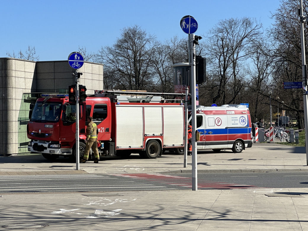 Tragedia na stacji metra Centrum Nauki Kopernik. Nie było szans na ratunek 