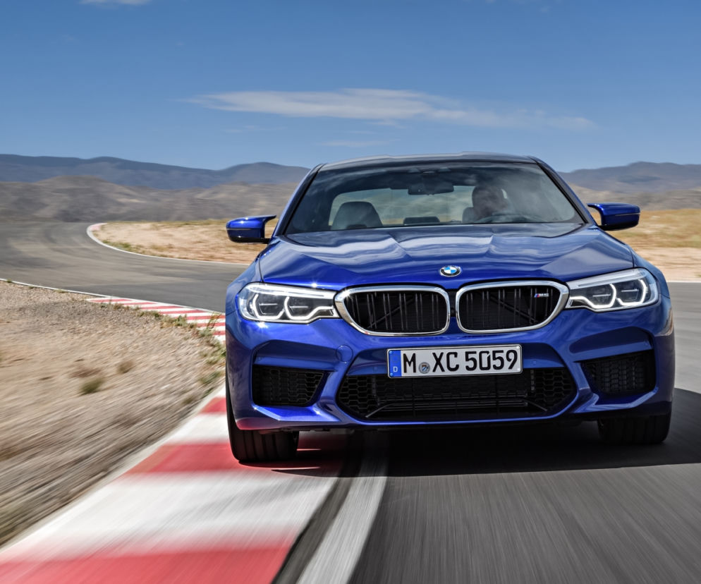 BMW M5 4.4 V8 biturbo M xDrive