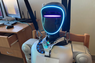Robot humanoidalny nowosądeckiej ANS