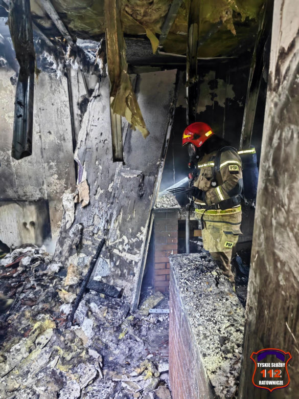 Pożar w Tychach. W budynku znajduje się żłobek i hotel. Trwa akcja strażaków