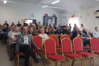 Spotkanie w sprawie budowy masztu 5 G w Płoskiem