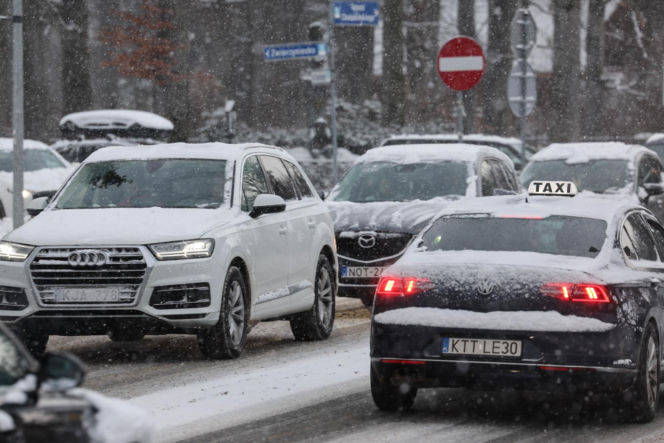 Najazd na Zakopane. Tłumy turystów zmierzają pod Tatry