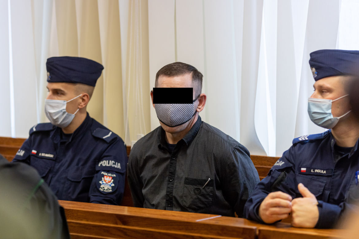 Zabił ojczyma i wszystko opisał w pamiętniku?