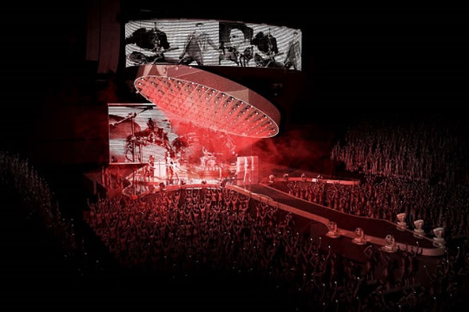 Queen w Łodzi 2017 - scena w kształcie gitary