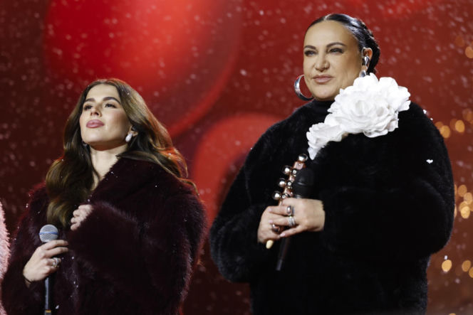 Tak Roksana Węgiel świętowała 21. urodziny! Morze kwiatów i dużo słodkości