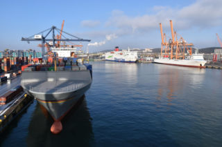 Port Gdynia zakończył modernizację Nabrzeża Helskiego – kluczowy krok w obsłudze największych kontenerowców na Bałtyku