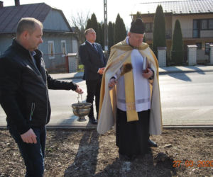 TEN święty ma ochronić Ryglice przed koronawirusem! Właśnie wrócił na swoje miejsce