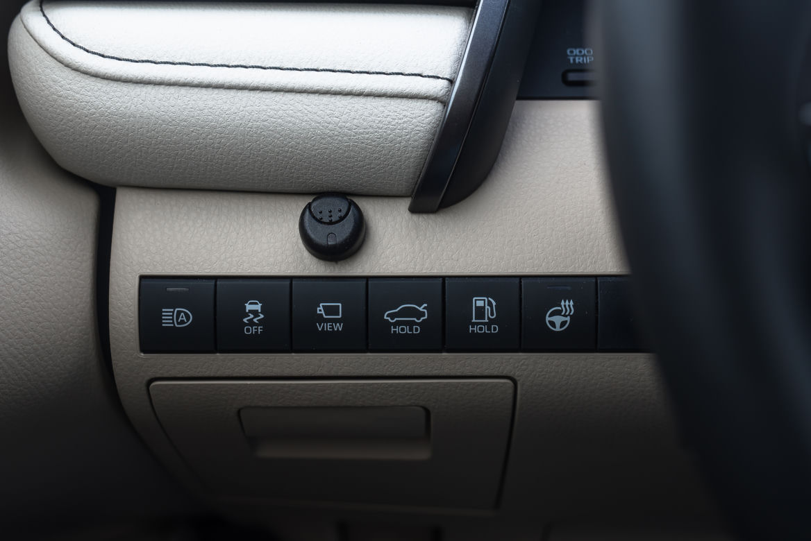 Toyota Camry 2.5 Hybrid 218 KM e-CVT Executive + VIP