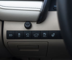 Toyota Camry 2.5 Hybrid 218 KM e-CVT Executive + VIP