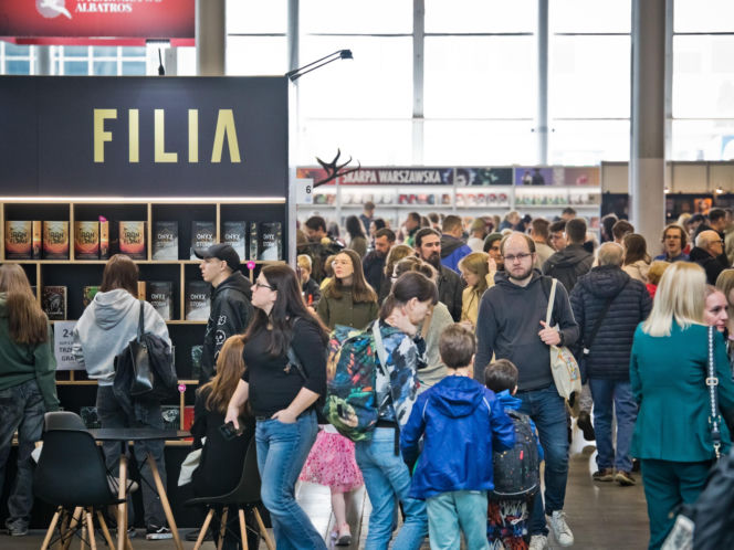 Trzy dni, setki autorów, tysiące książek. Poznańskie Targi Książki 2026 zapraszają FOTOBUENO