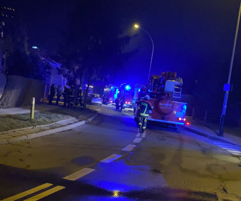 Nocny pożar w Rzeszowie. Palił się garaż przy ul. Kwietniowej