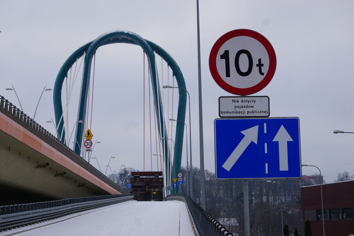 Trwa naprawa mostu Uniwersyteckiego w Bydgoszczy [ZDJĘCIA]