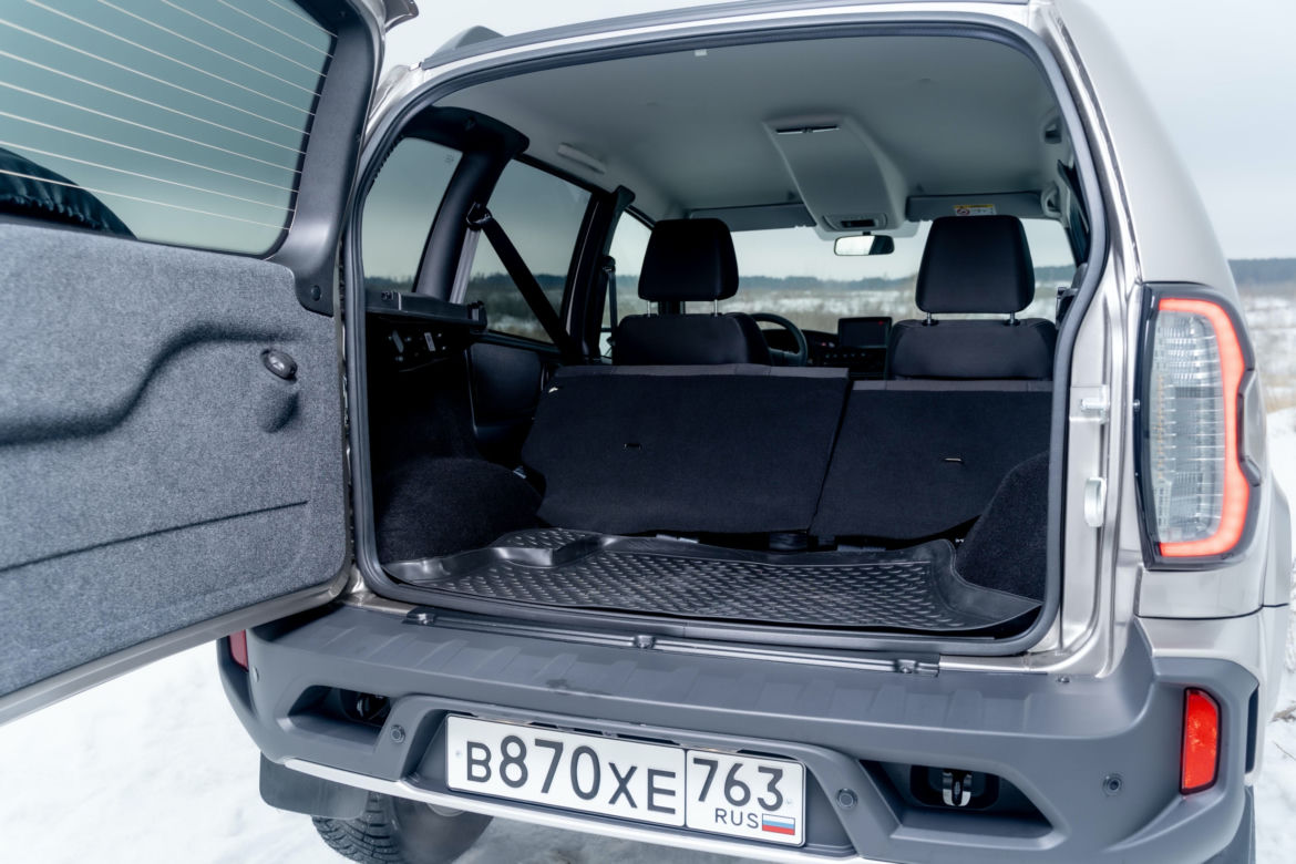 Łada Niva Travel