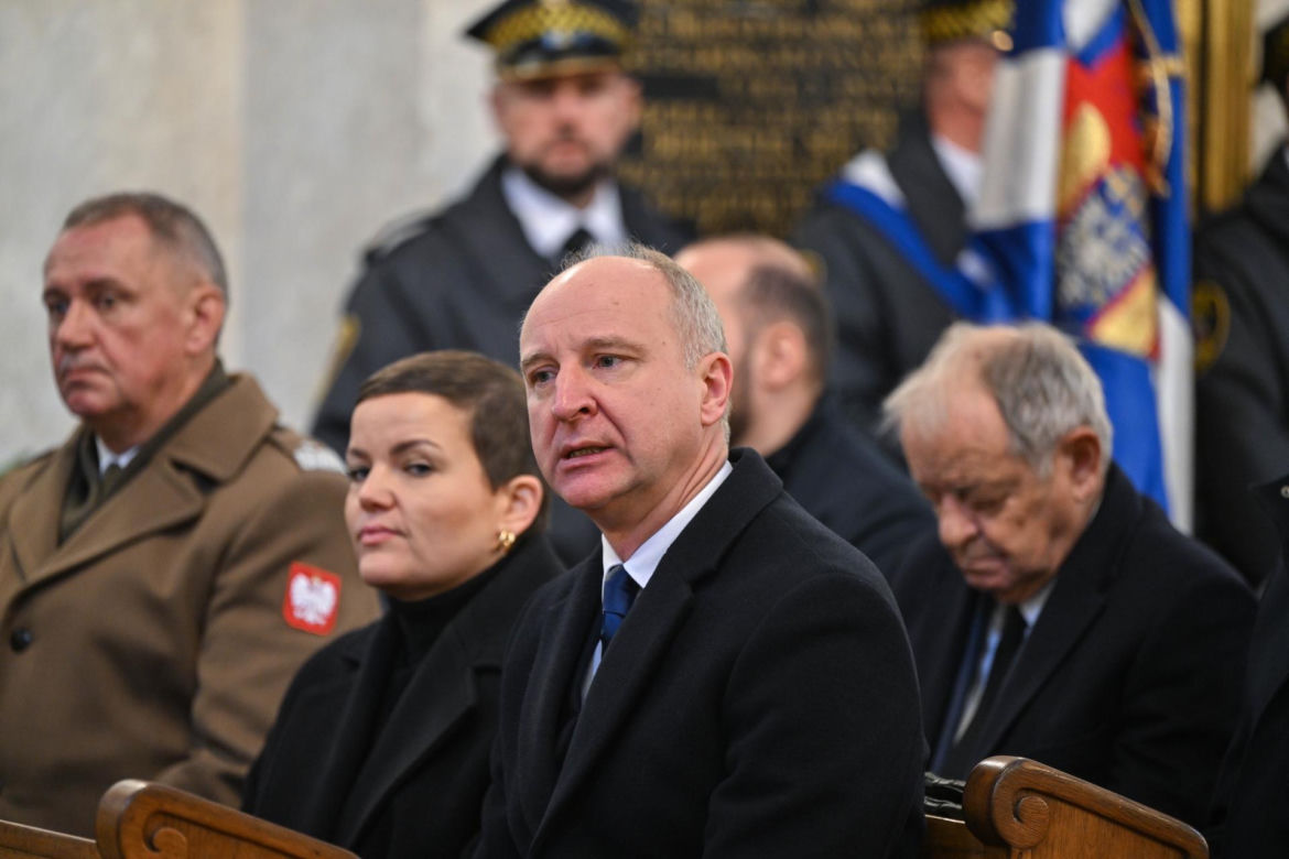 Pożegnali wielką damę polskiej kultury. Kidawa-Błońska przesłała piękny wieniec