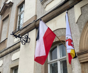 Jelenia Góra: Pogrzeb 11-letniej Danusi. Całe miasto pogrążone w smutku