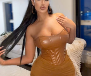 Policja złapała gwiazdę Big Brothera! Zrzuciła winę na swój biust